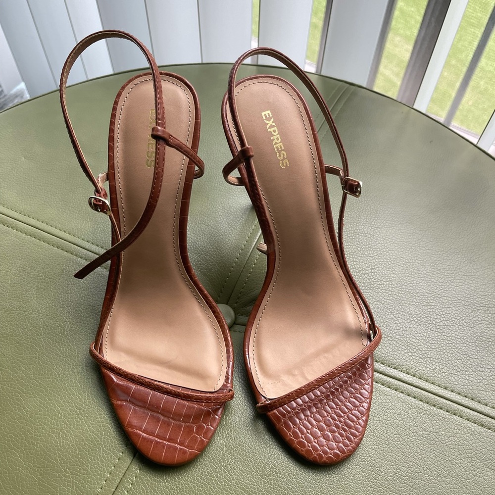 Express Brown Heels